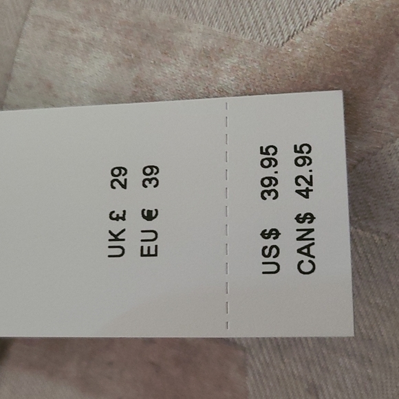 Hollister Polka-dot Simple Backpack - Picture 12 of 12